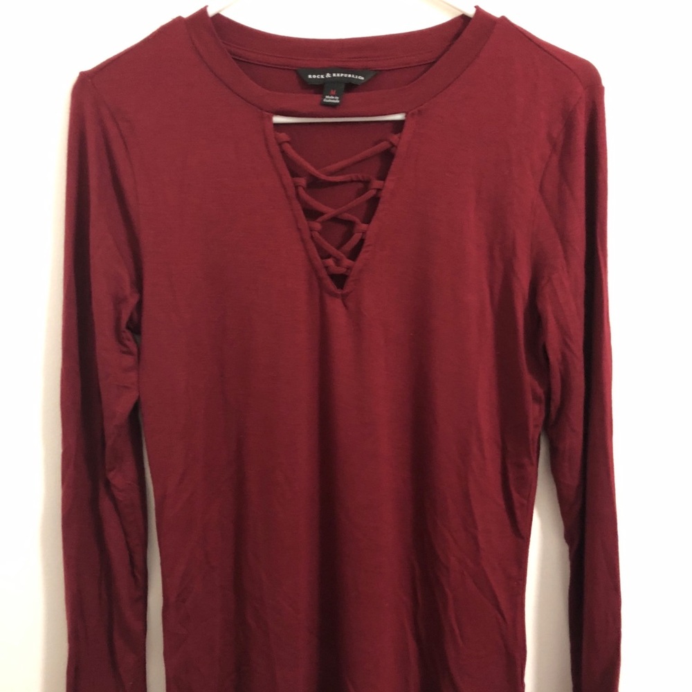 ROCK & REPUBLIC Long Sleeve Top